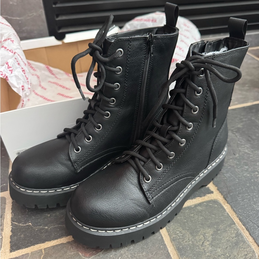 UNIONBAY Black Combat Boots